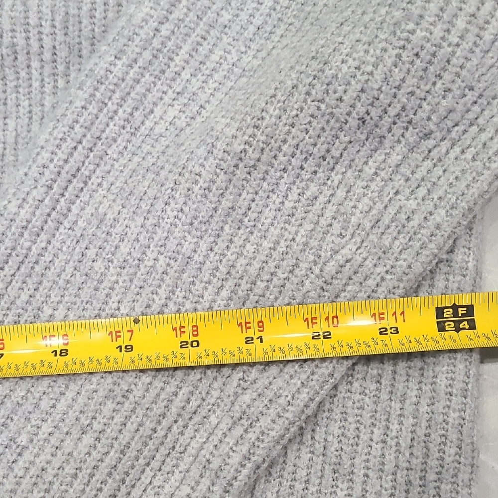 Leith Light Gray Buttoned Cardigan - Picture 3 of 7